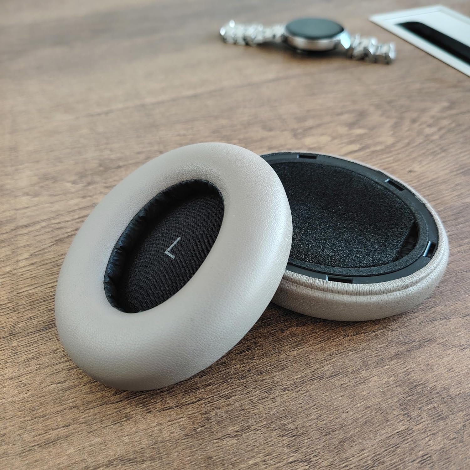 Sennheiser Headphone Momentum 4 - Almofadas de ouvido macias e capa
